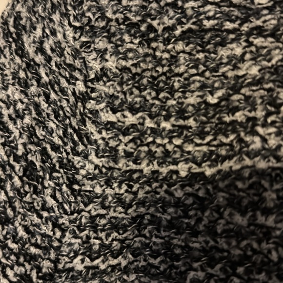 New LOFT sweater jacket - black/grey/white knit - super soft - size Medium - Picture 6 of 9